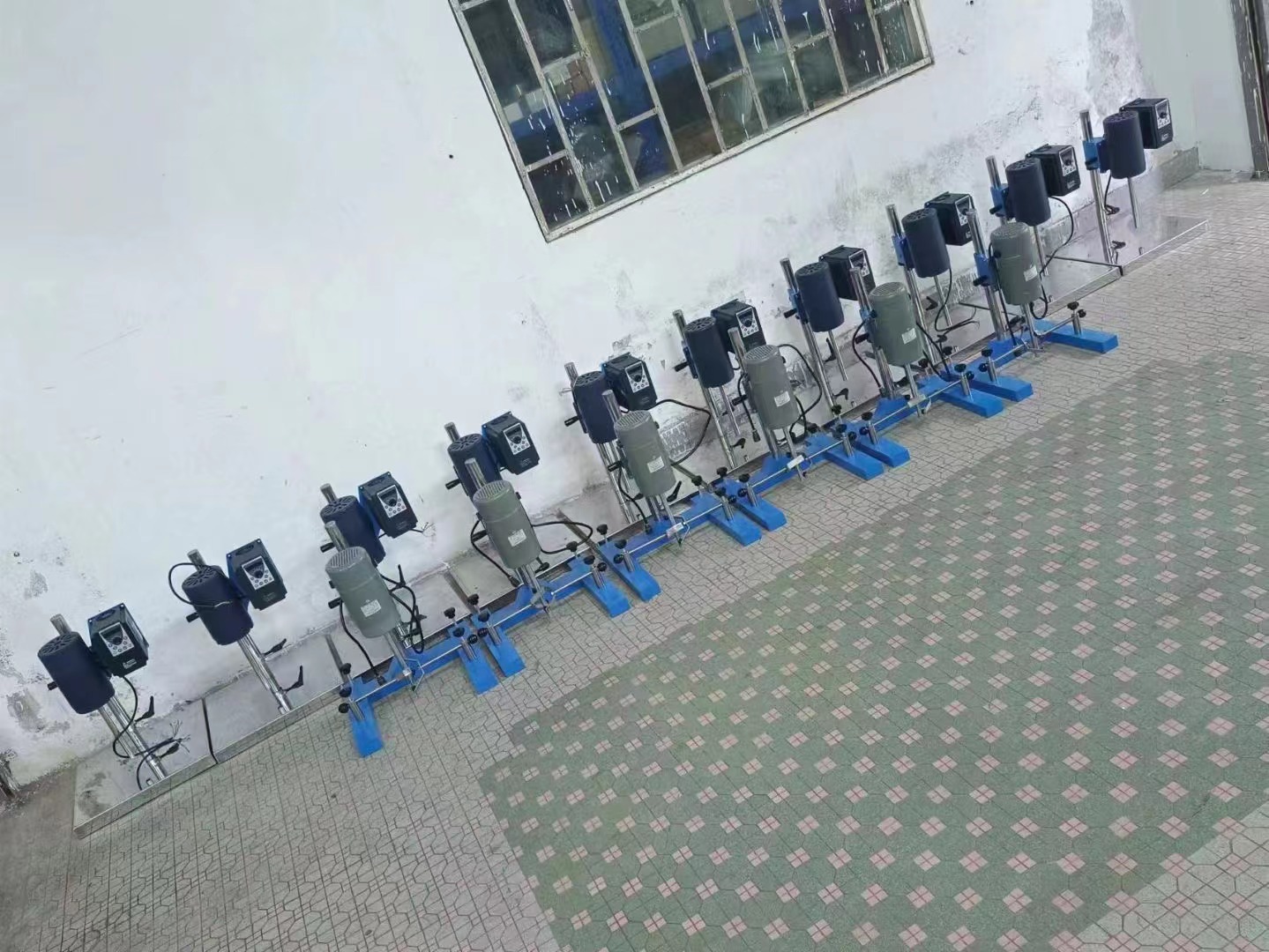 SDF多功能砂磨分散攪拌機規格參數(圖2)