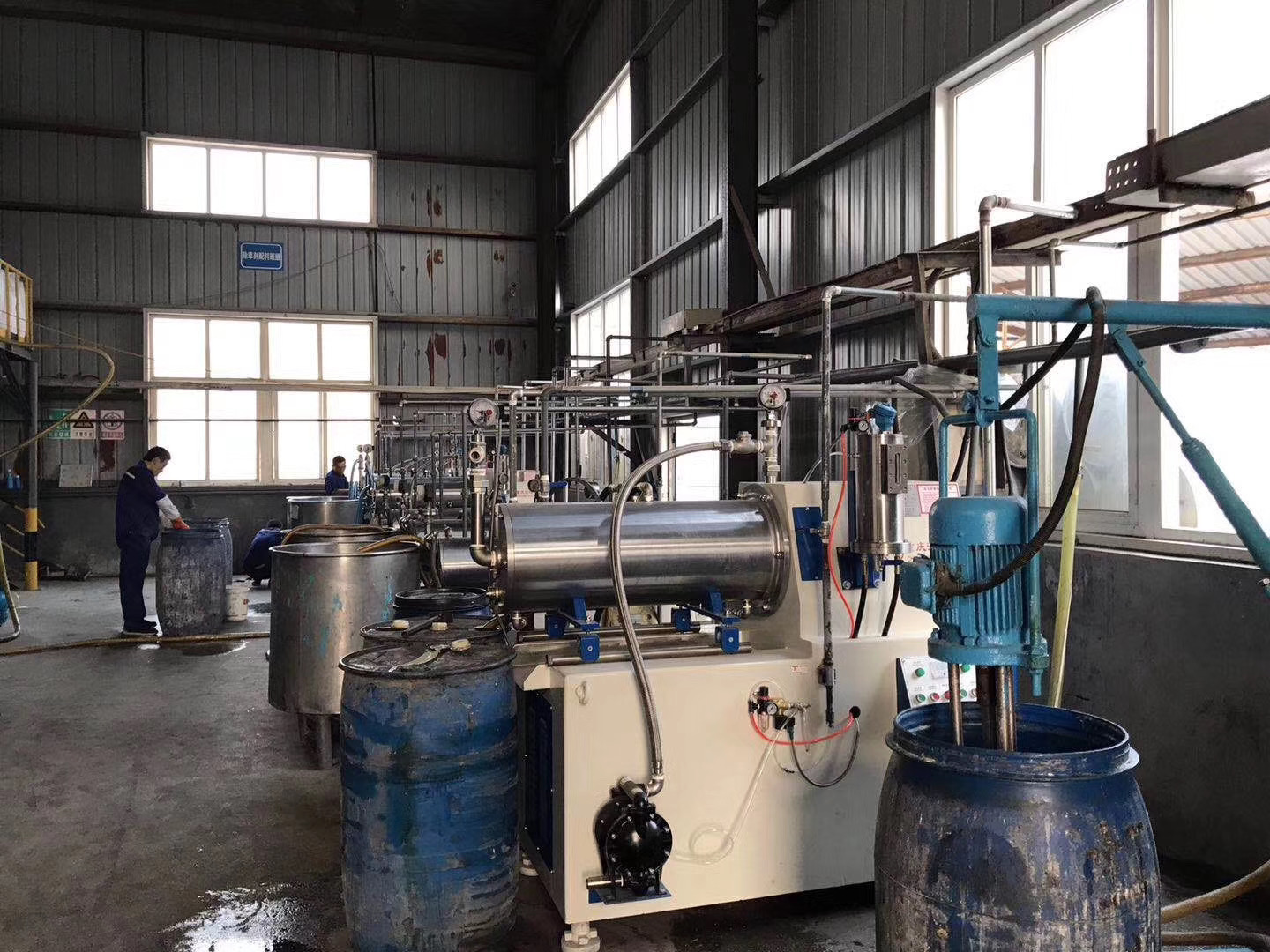 不同的細(xì)度要求如何選擇砂磨機(jī)的類型