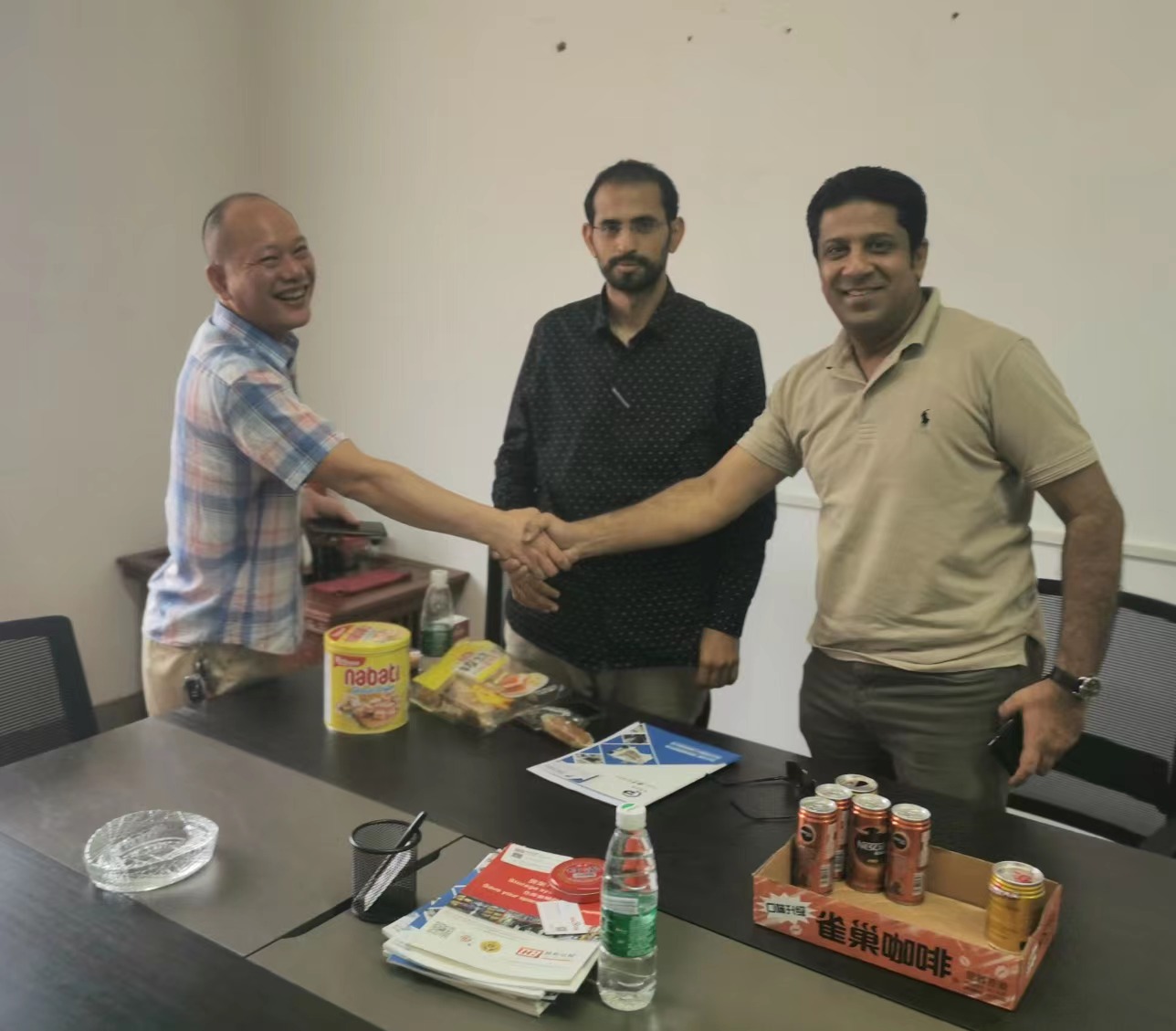 發往 迪拜 阿聯酋 高速分散機 及蝶式攪拌機采購項目