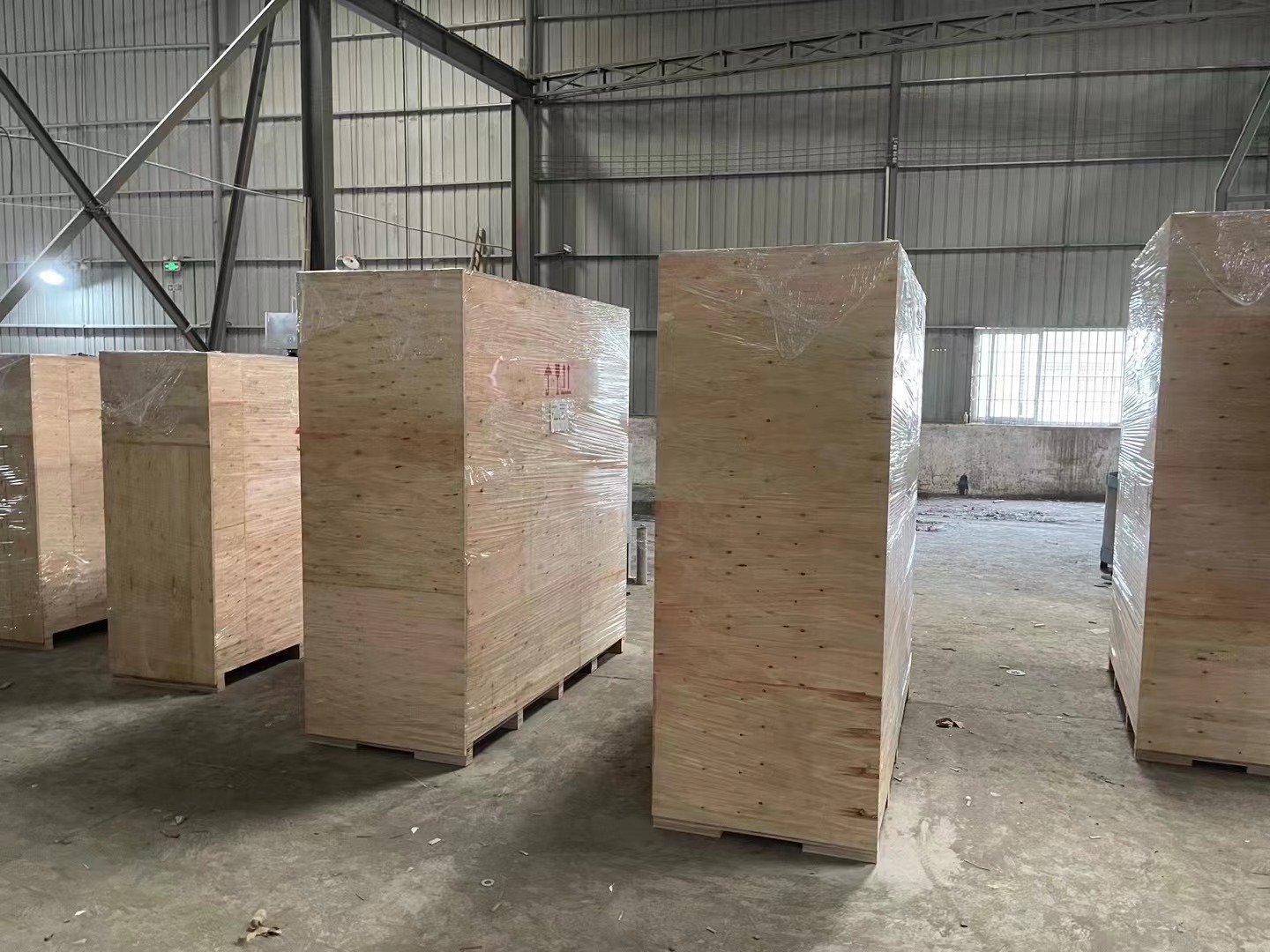 來自南非 100臺(tái)高速分散機(jī)訂單及臥式砂磨機(jī) 案例分享(圖6)