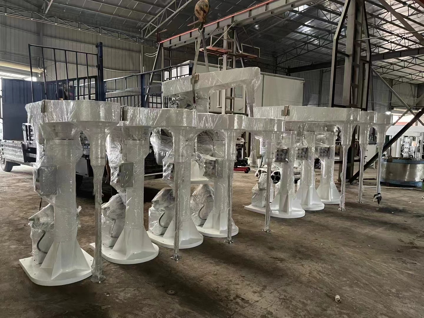 來自南非 100臺(tái)高速分散機(jī)訂單及臥式砂磨機(jī) 案例分享(圖7)